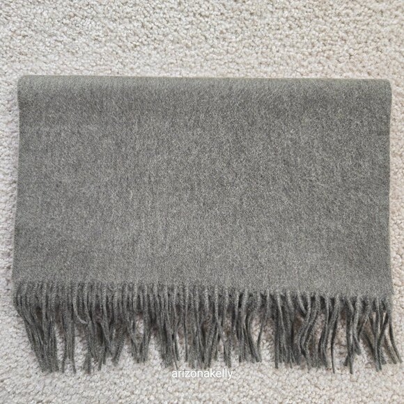 NWOT Cashmere Scarf Olive Green - Picture 14 of 14